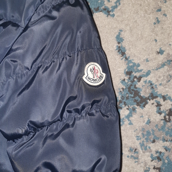 Moncler women's jacket - Picture 2 of 4